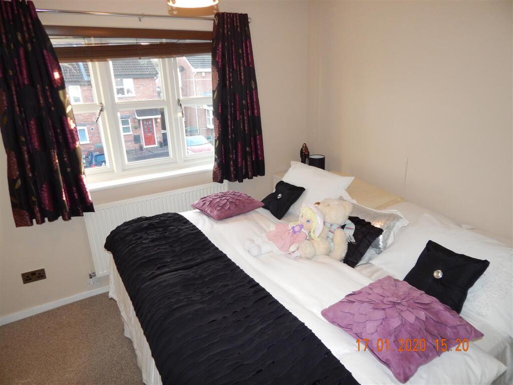House in Redditch, St Georges - View 5