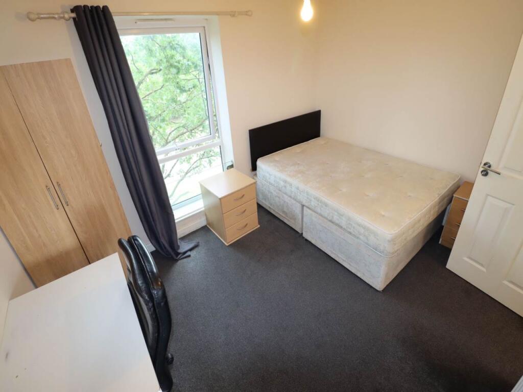 Additional image 2 of Aviation Avenue, Hatfield, Hertfordshire