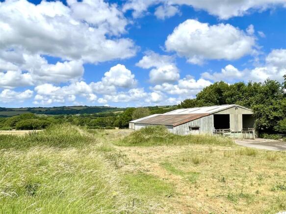 Barn &amp; Land