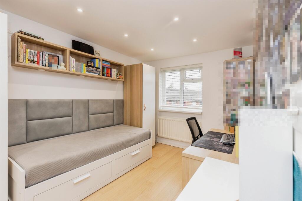 Additional image 13 of Dunsford Avenue, Bradford