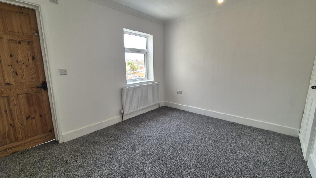 House in Great Yarmouth, Norfolk - More