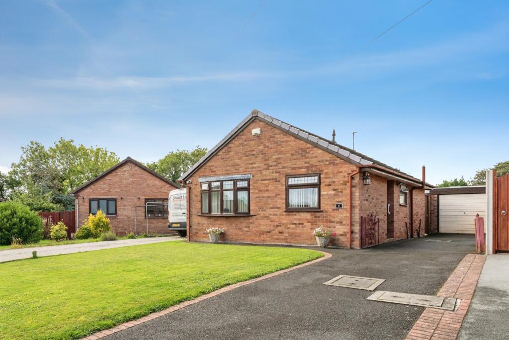 Main image of property: Woollam Drive, Ellesmere Port, Cheshire, CH66