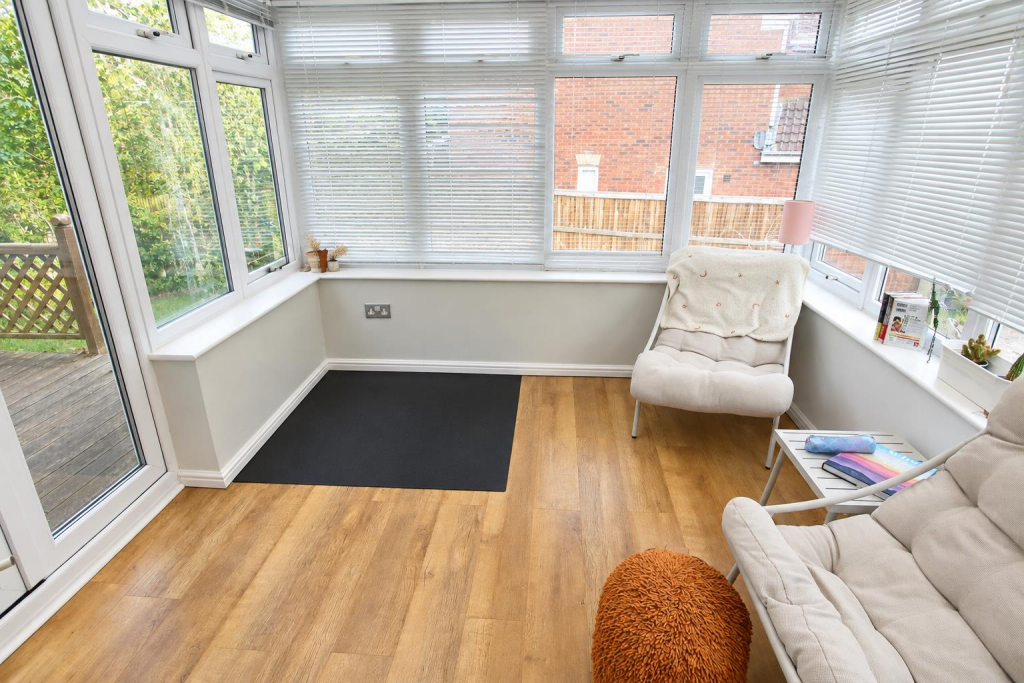 House in Chippenham, Wiltshire - More