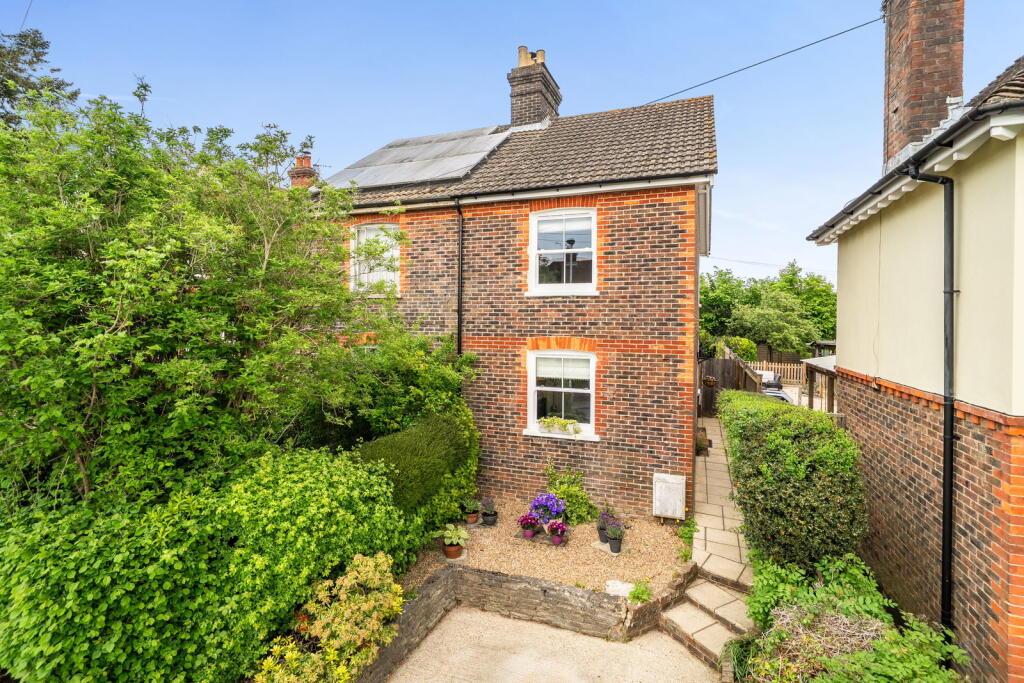Main image of property: Dunnings Road, East Grinstead, RH19 4AB