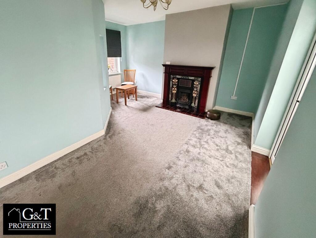 House in Dudley, West Midlands - View 5
