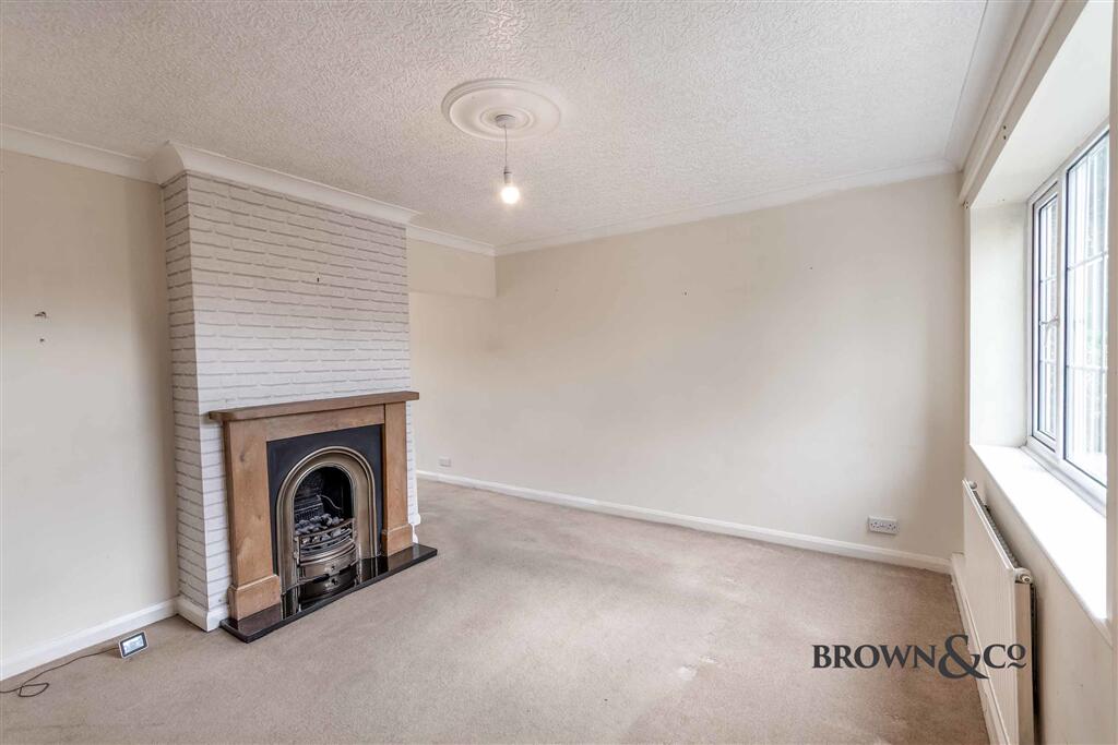 20 Whinney Moor Lane, Retford, Nottinghamshire DN22 7AA photo 3