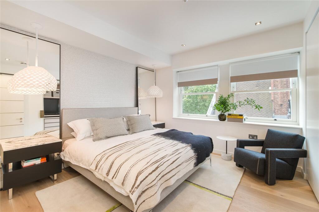 Apartment in London, City of Westminster - View 2