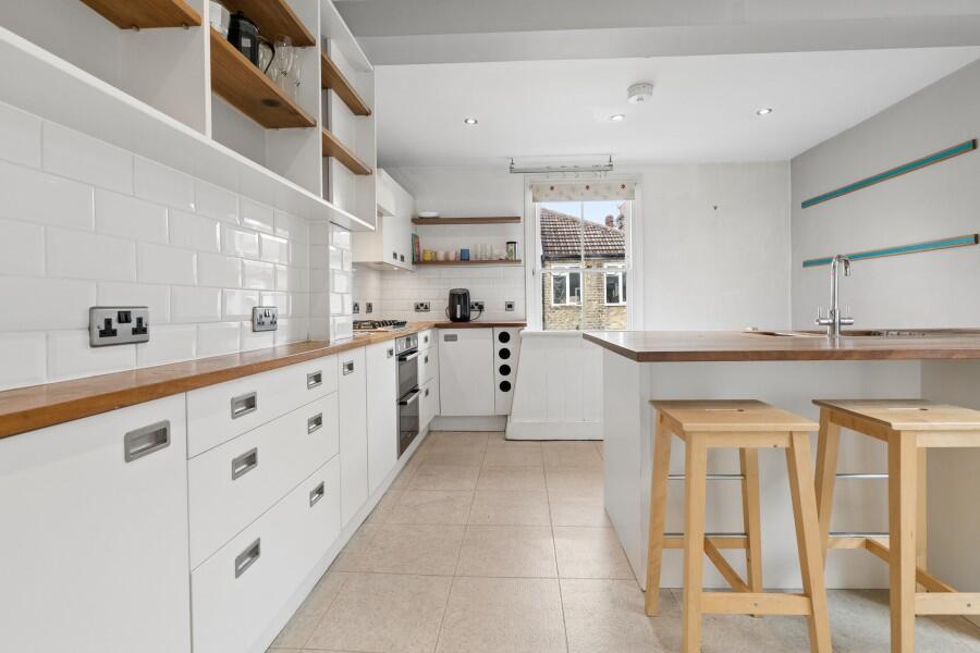 Apartment in London - View 3
