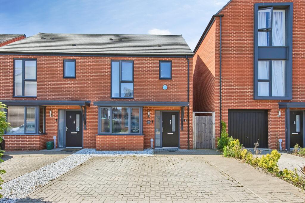 3-bed semi-detached on Etteridge Drive, Derby, DE22, £140,000