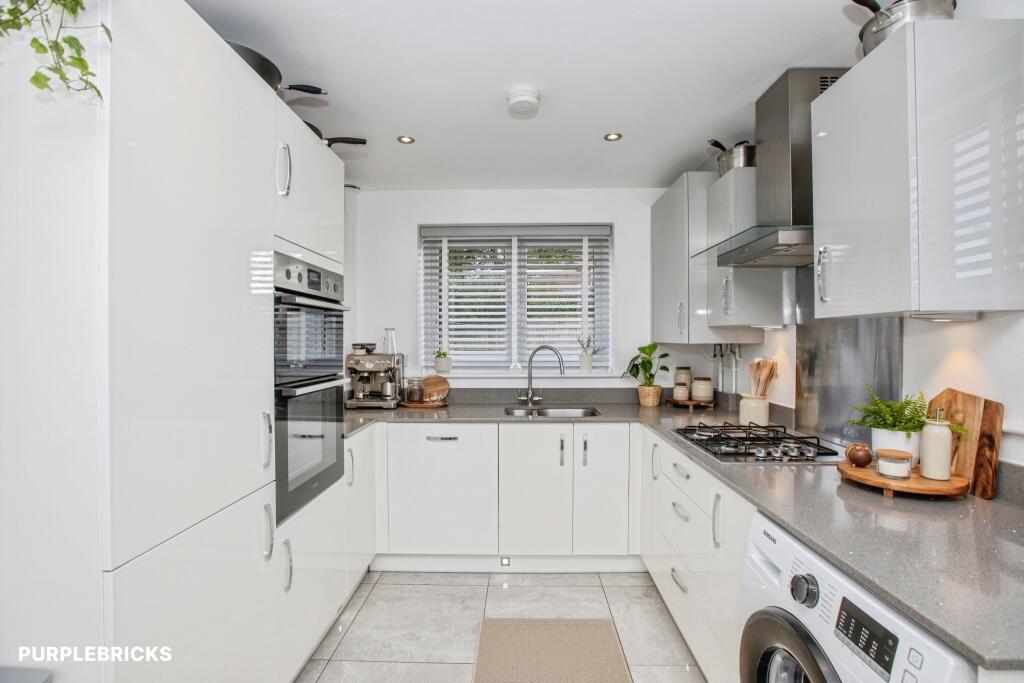 House in Preston - More