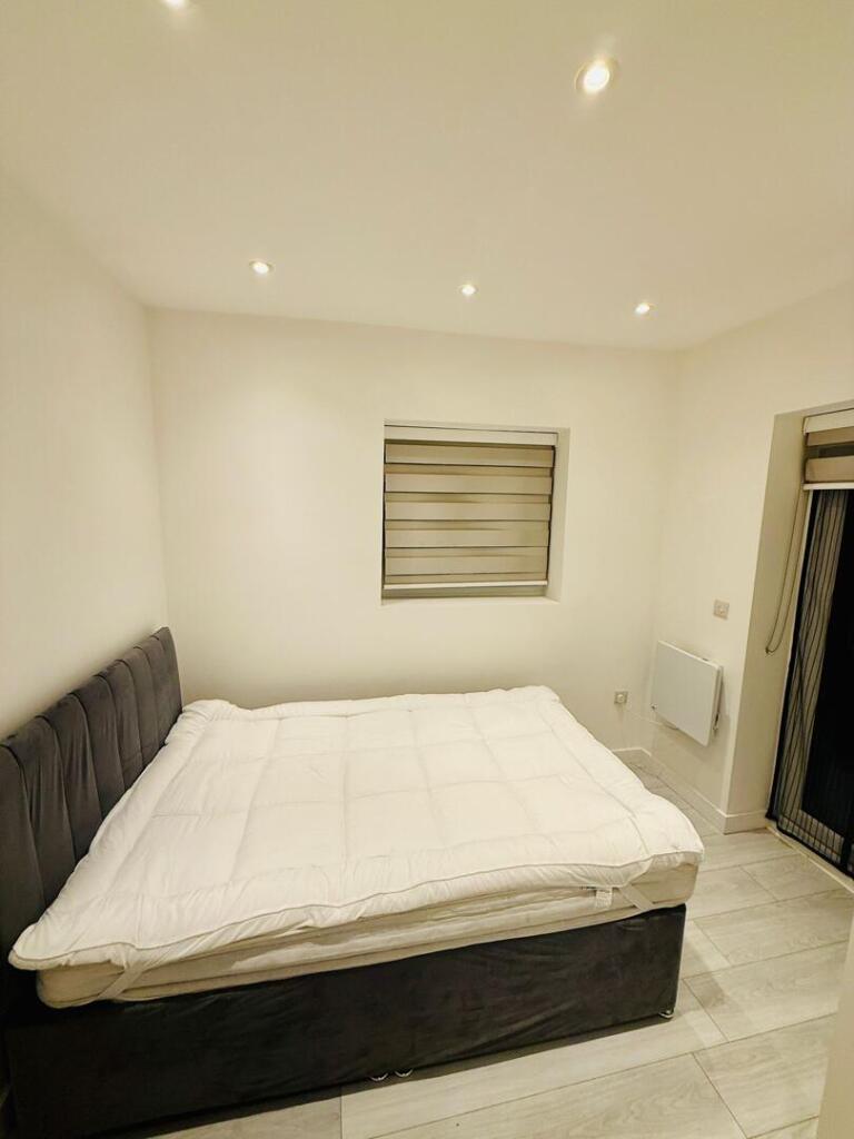 Main image of property: Regents Park Road, London