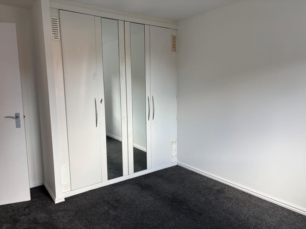 Apartment in Devizes, Roundway - View 3