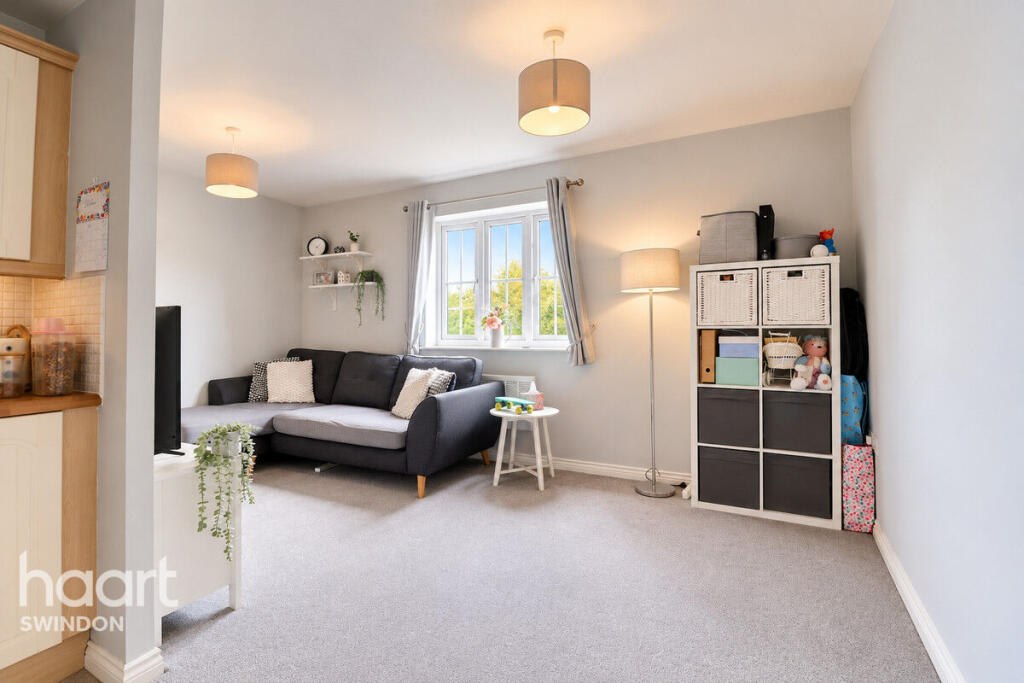 Apartment in Swindon - View 2