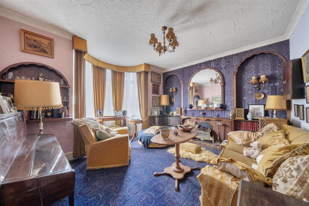 102 Sundorne Road, Shrewsbury, SY1 4RS photo 2