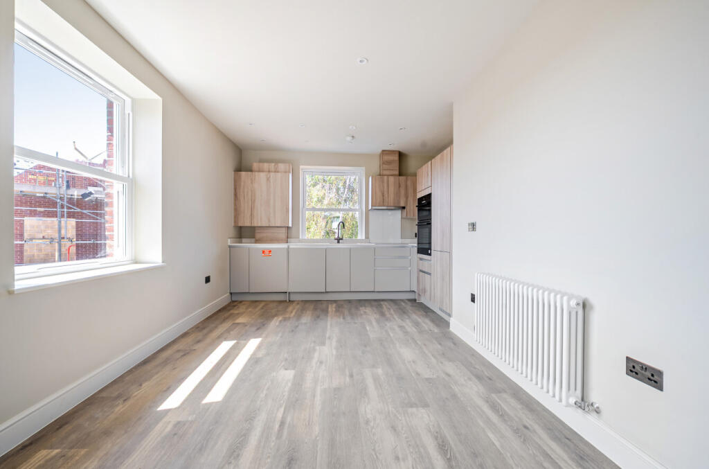 Apartment in Portsmouth - View 4
