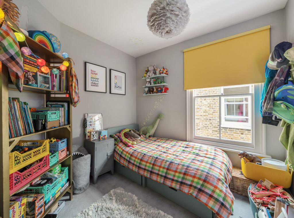Apartment in London, Willesden Green, Harlesden - More