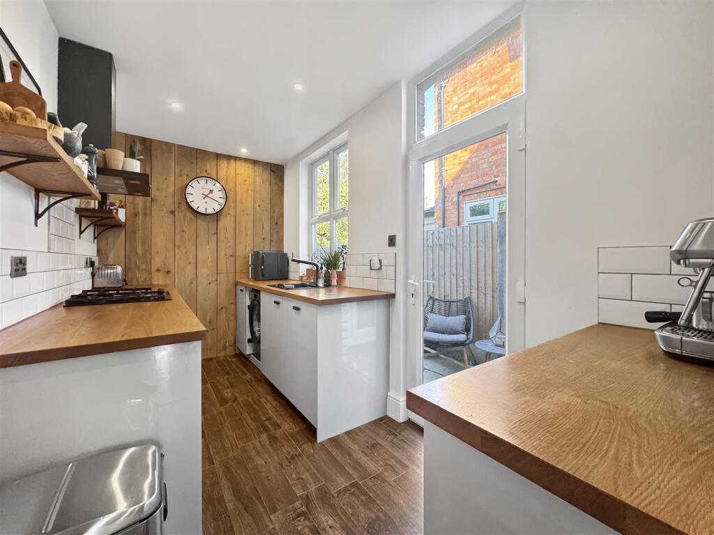 House in Leicester - View 4