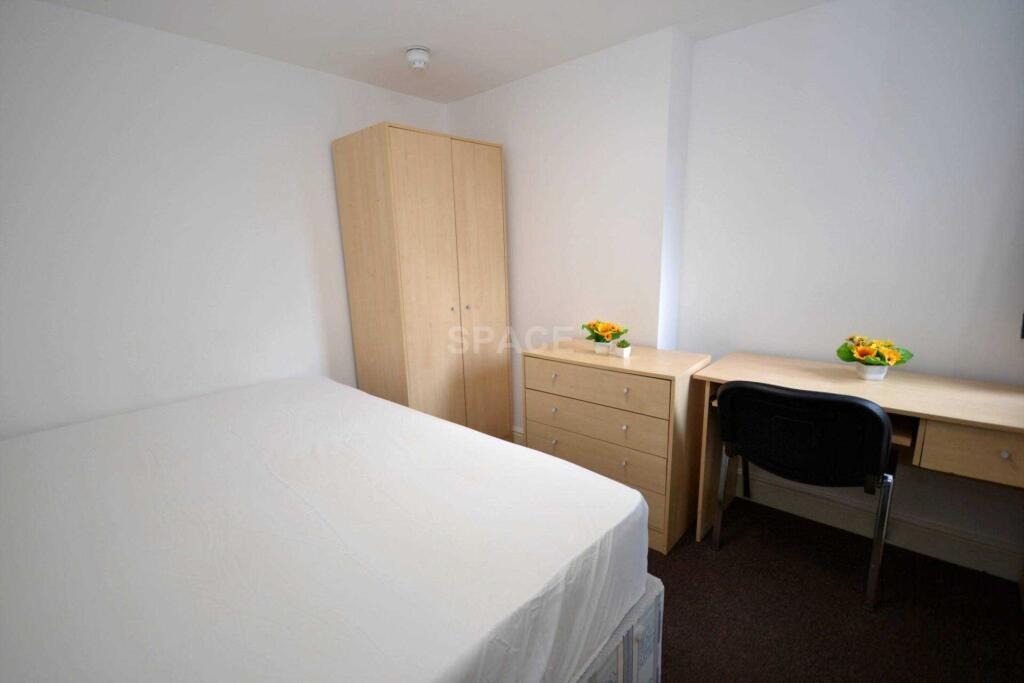 Main image of property: Swainstone Road, Reading, Berkshire, RG2 0DX
