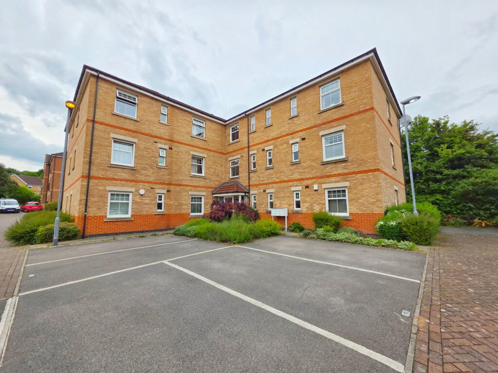 Oxclose Park Gardens, Halfway, Sheffield, S20 8GR