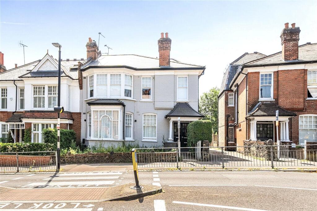 Main image of property: Dukes Avenue, London, N10