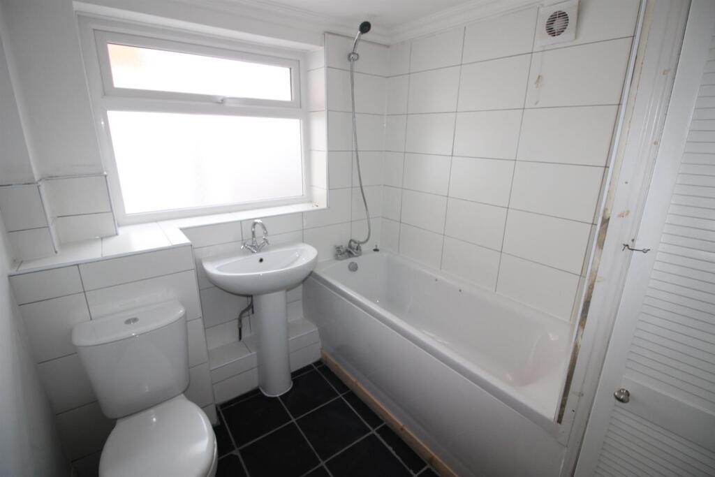 House in Middlesbrough - View 5