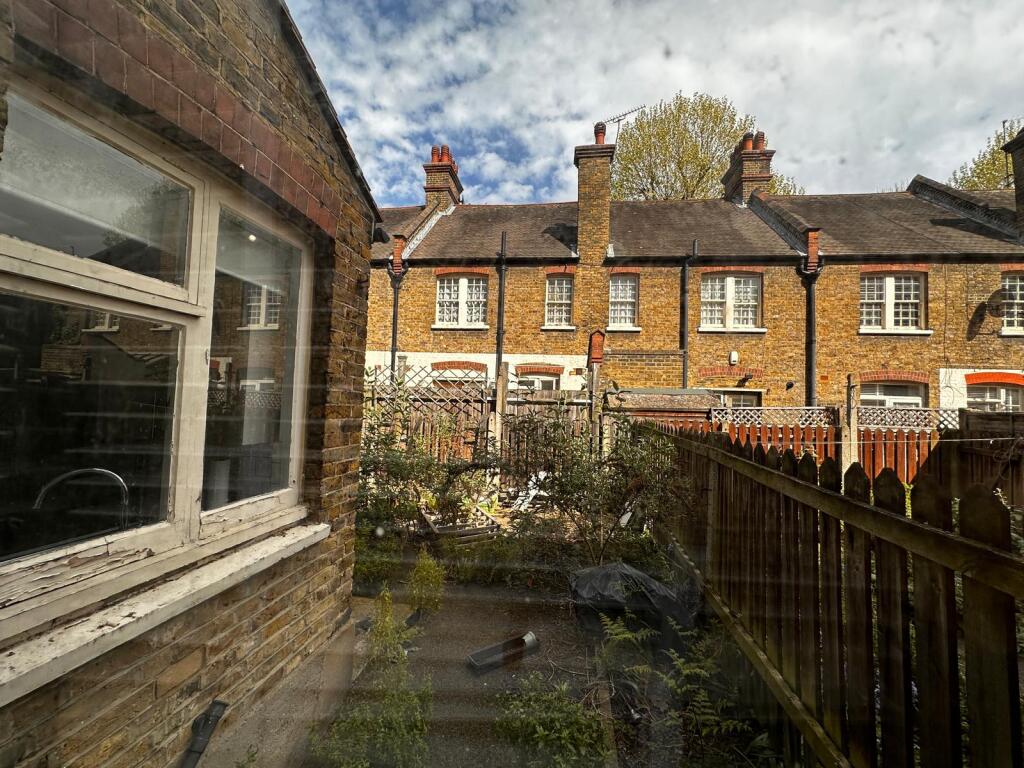 2 bedroom terraced house for rent