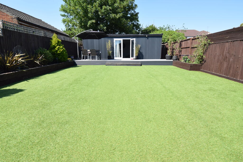 Poores Road, Durrington, Wiltshire - View 3