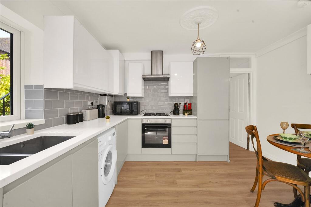 Brettenham Road, Walthamstow, London, E17 - View 6