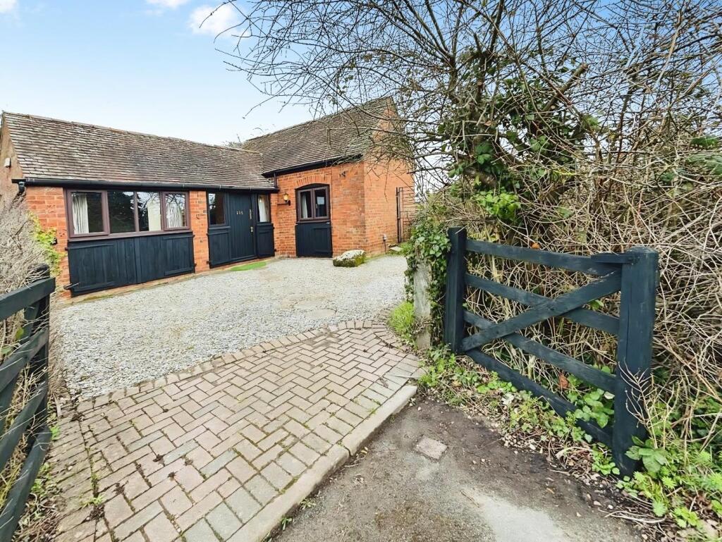 Main image of property: Rugby Road, Cubbington, Leamington Spa