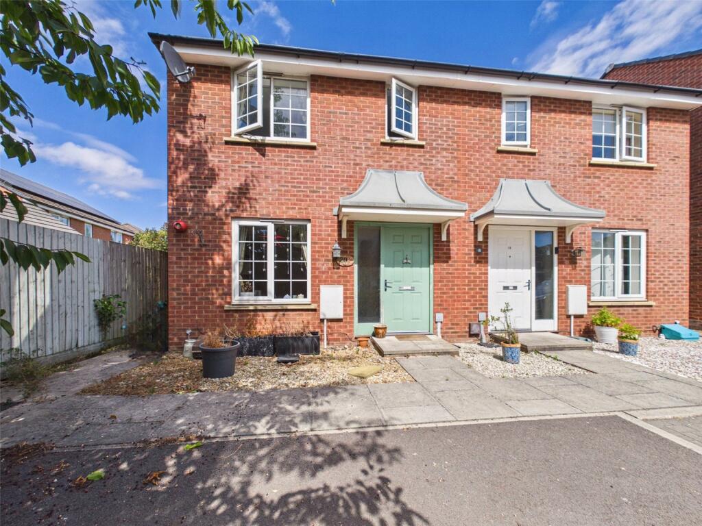 Main image of property: Fauld Drive Kingsway, Quedgeley, Gloucester, Gloucestershire, GL2