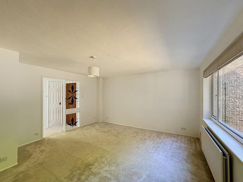 Apartment in Bromley - More