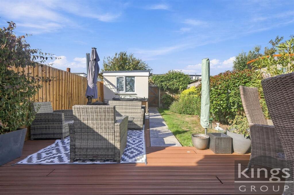 House in London, Carterhatch, Southbury - View 5