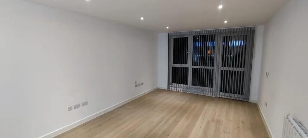 16 KIMBELL PLACE photo 2