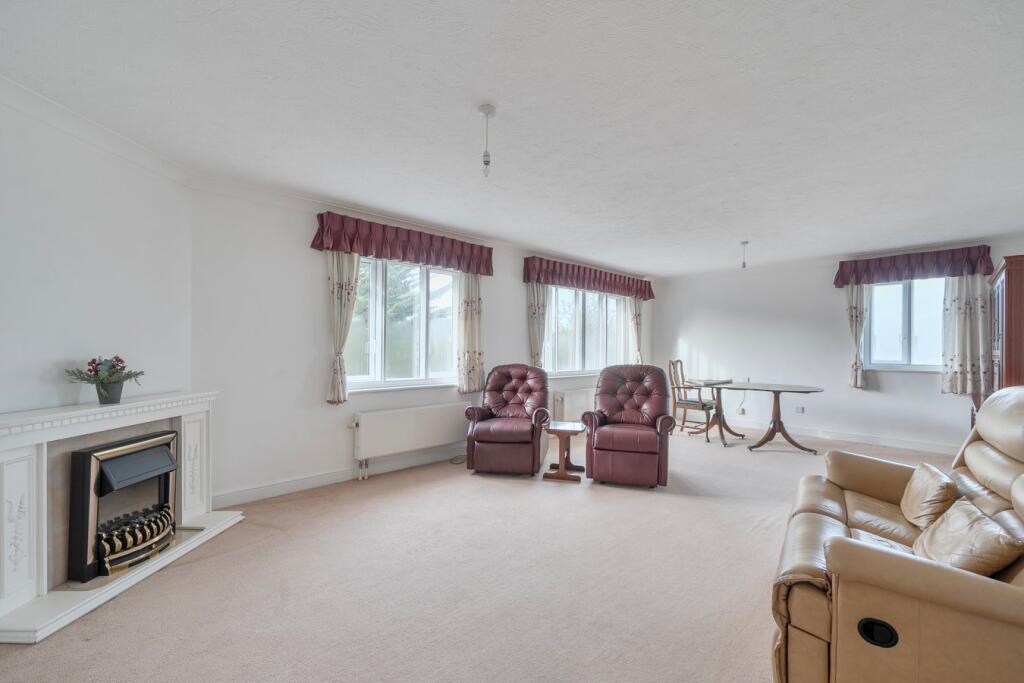 Lindsay Road, Poole, BH13