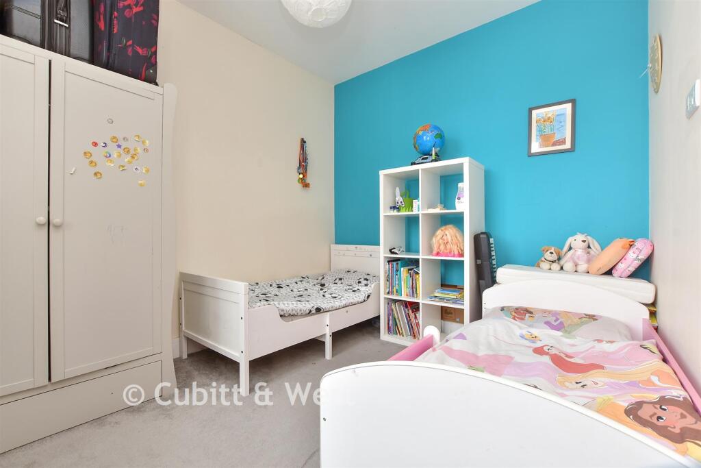 Apartment in London, Elmers End - More