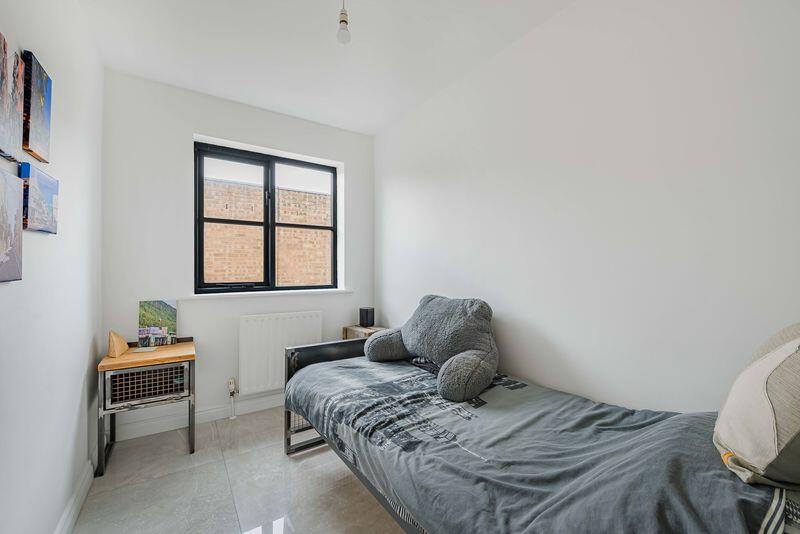Rosefield, The Park, Sidcup - View 5