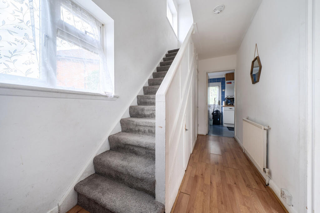 House in Hemel Hempstead, High Wycombe Community Board - View 4
