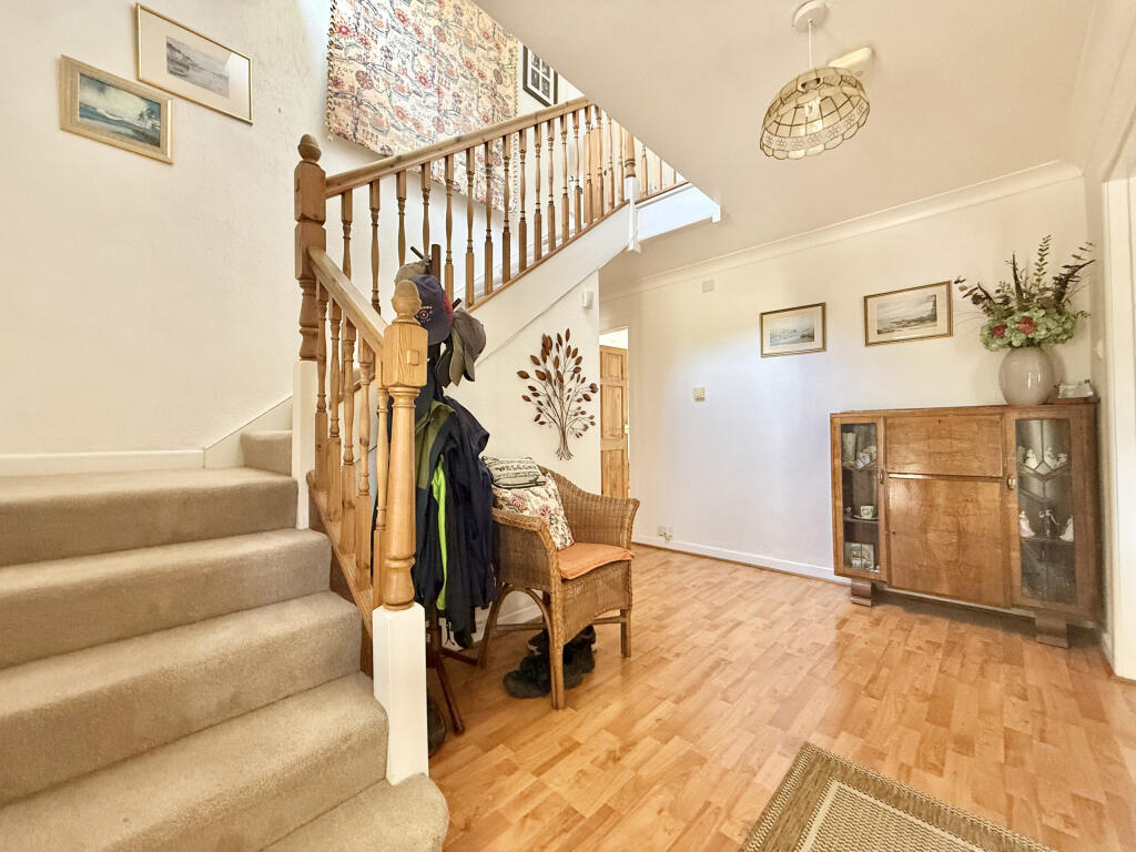 House in West Moors - View 3