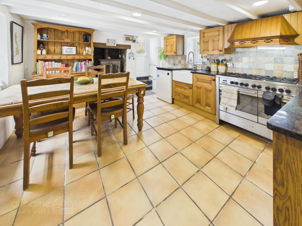 House in Truro, Cornwall - View 5