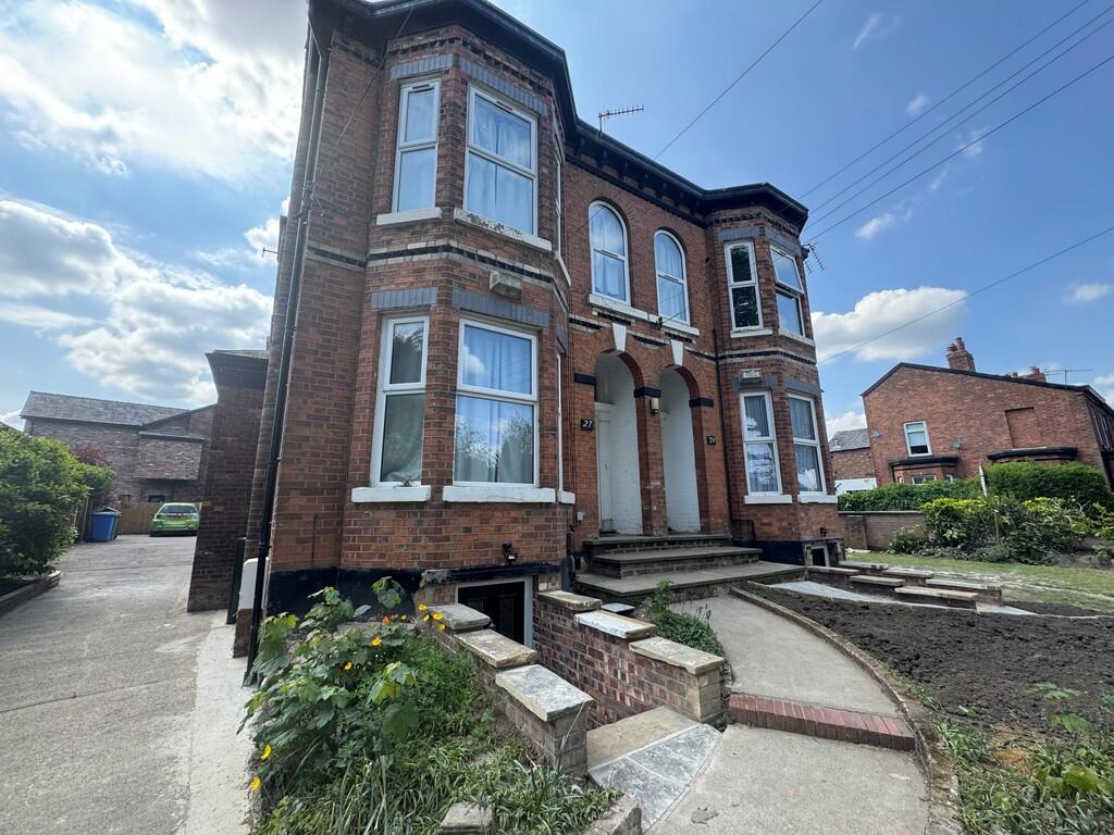 Main image of property: Basement Flat, 27 Glebelands Road