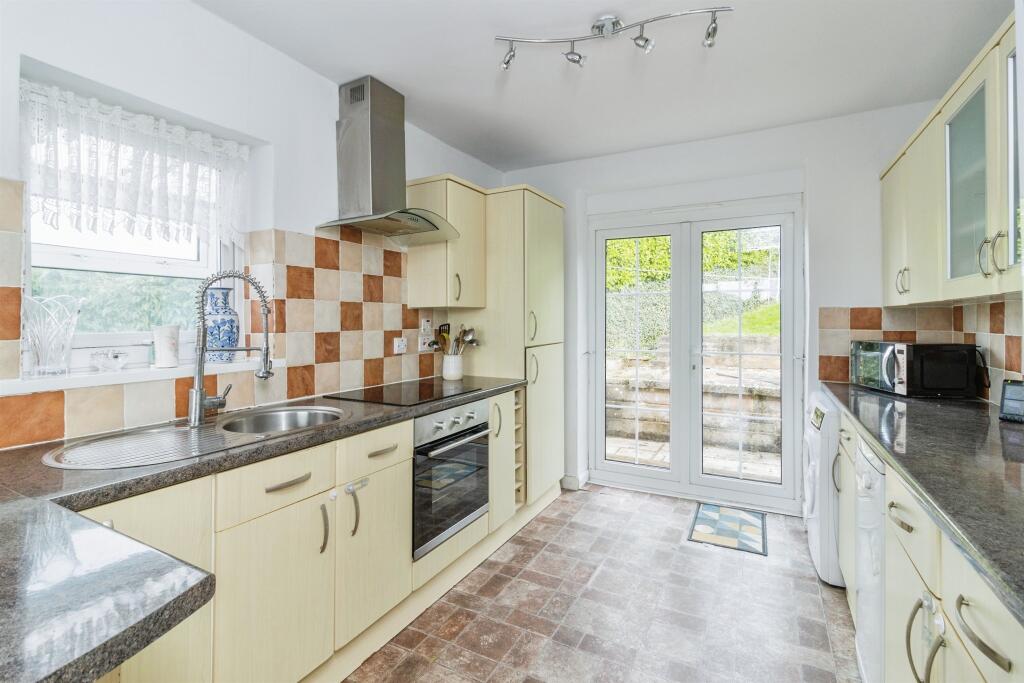 Waterleat Road, Paignton photo 3