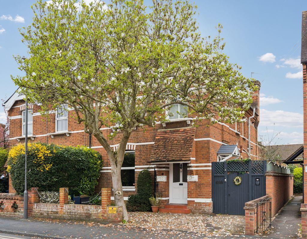 Main image of property: Central Marlow