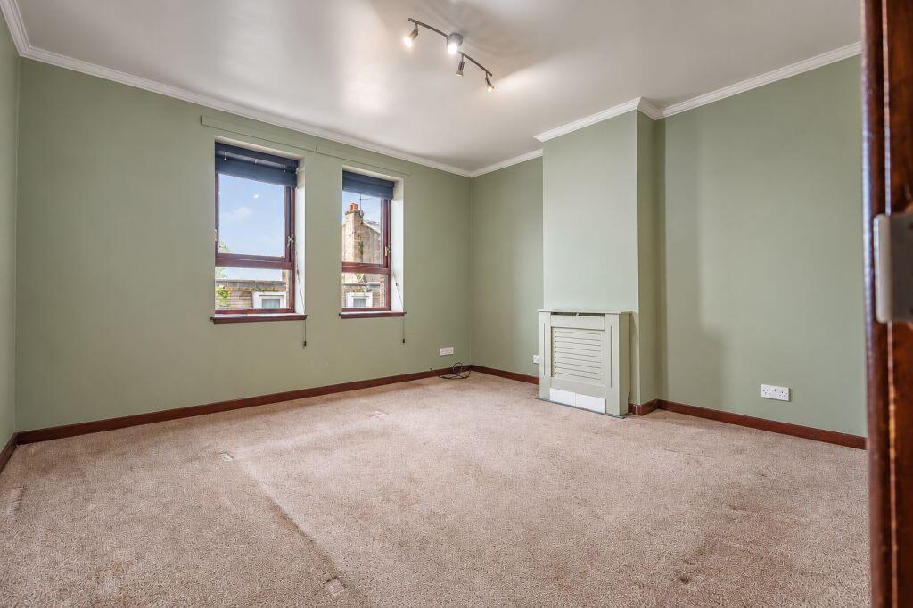 Apartment in Kilmarnock - View 2