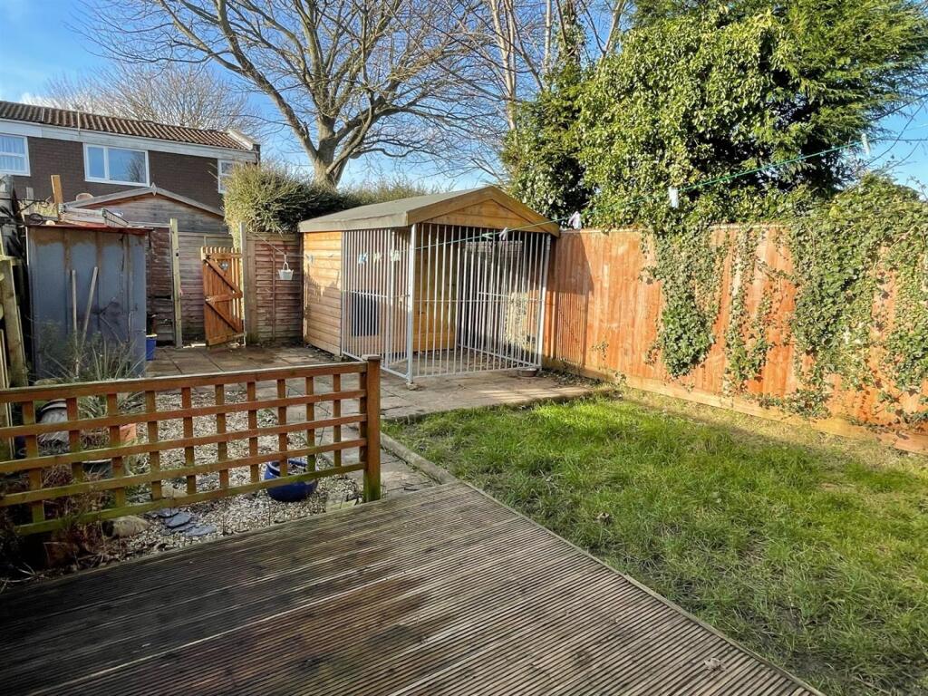Southwell Crescent, Highbridge photo 4