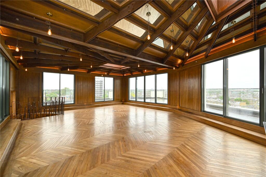 Apartment in London - View 2