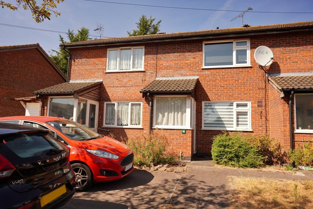 Main image of property: Walcote Close, Hinckley, Leicestershire, LE10 0YF