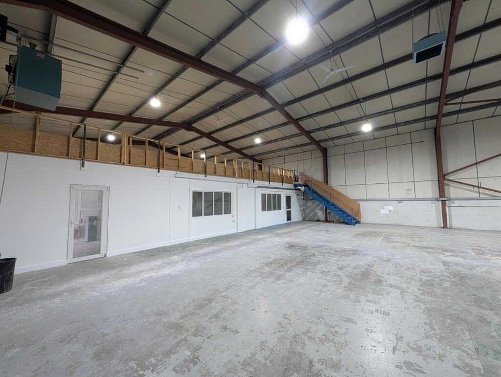 Denham Court Brunel Drive Newark (32).jpg