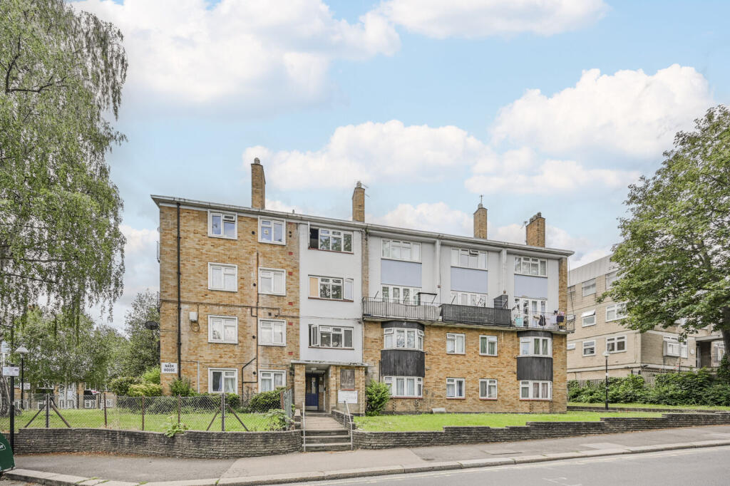 Apartment in London, Walthamstow Village, Leyton - More