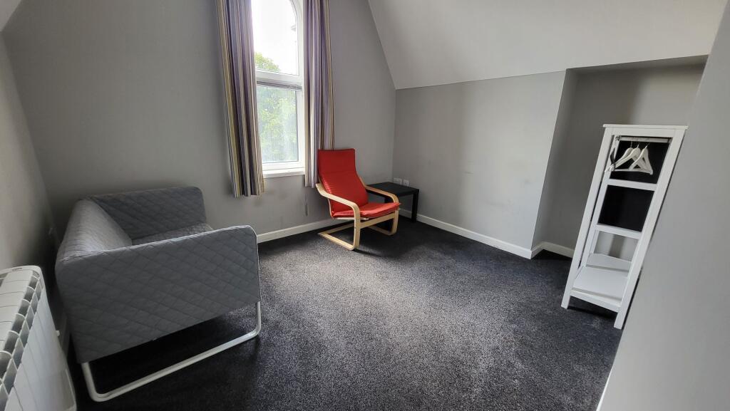 Room 14 Auckland Road, Wheatley,Doncaster