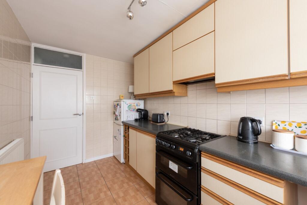 Apartment in London - More